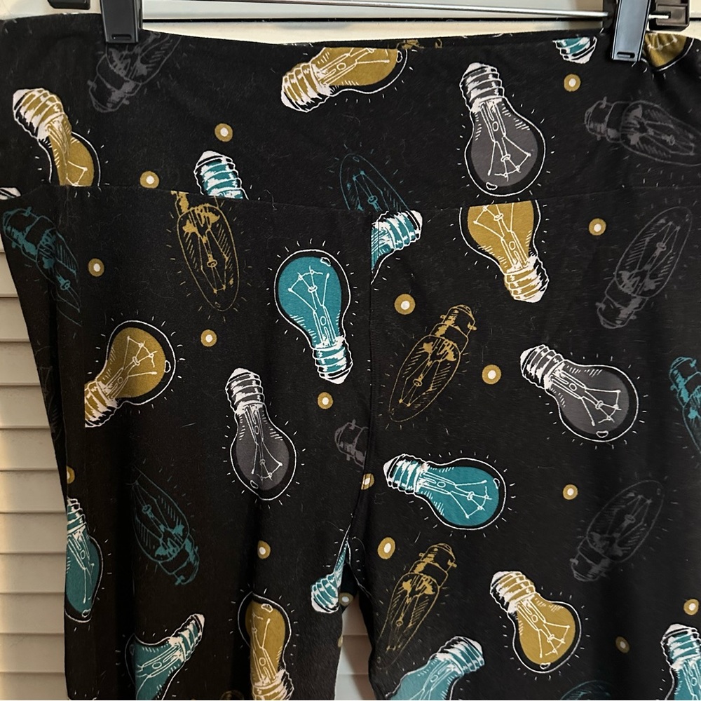 LuLaRoe leggings - tall & curvy